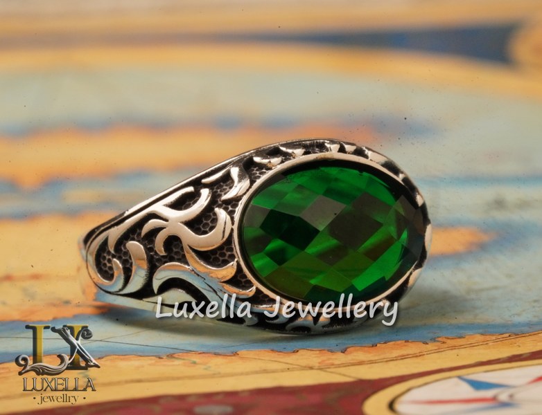 Sterling Silver Emerald Men's Ring - Unique Handcrafted Jewelry for Men