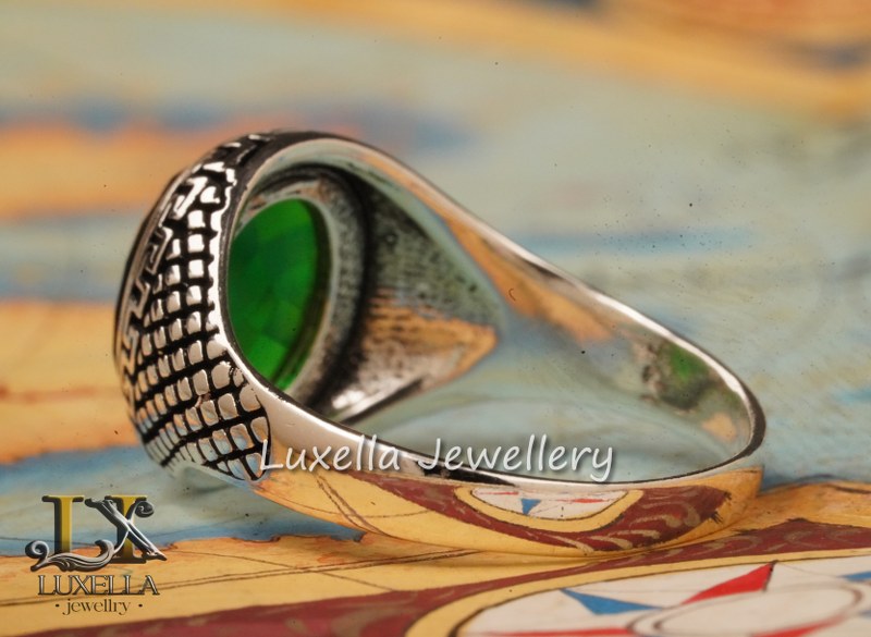 Sterling Silver Emerald Men's Ring - Unique Handcrafted Ring for Men