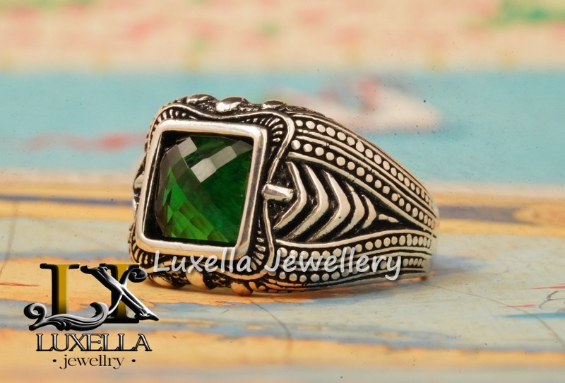 Sterling Silver Emerald Men's Ring - Unique Handcrafted Ring for Men