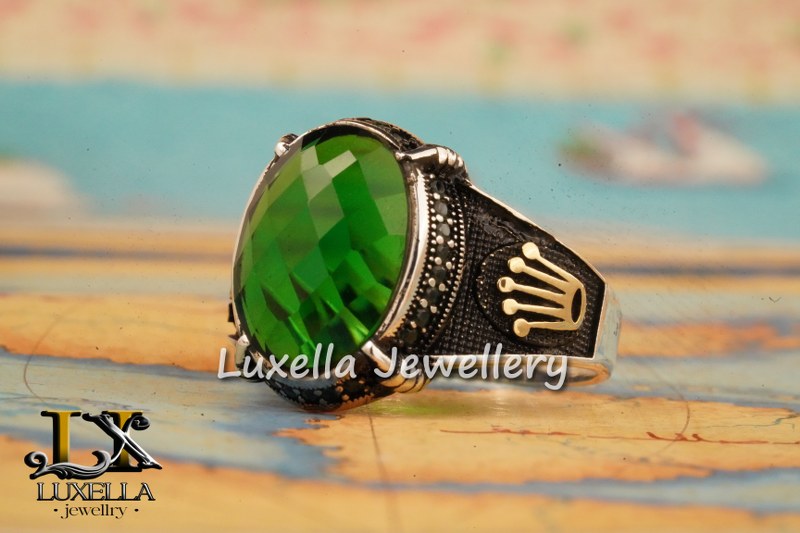 Sterling Silver Emerald Men's Ring - Unique Handcrafted Jewelry for Men