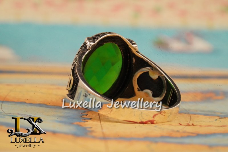 Sterling Silver Emerald Men's Ring - Unique Handcrafted Jewelry for Men