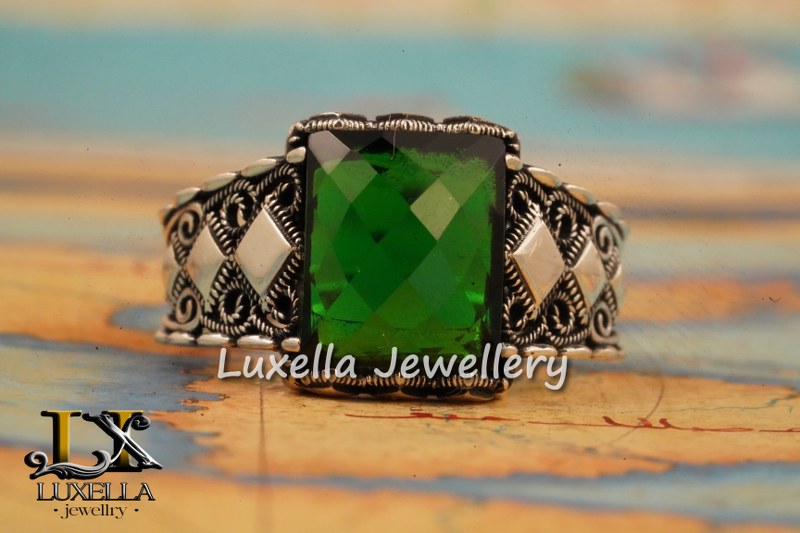 Sterling Silver Emerald Men's Ring - Unique Handcrafted Ring for Men