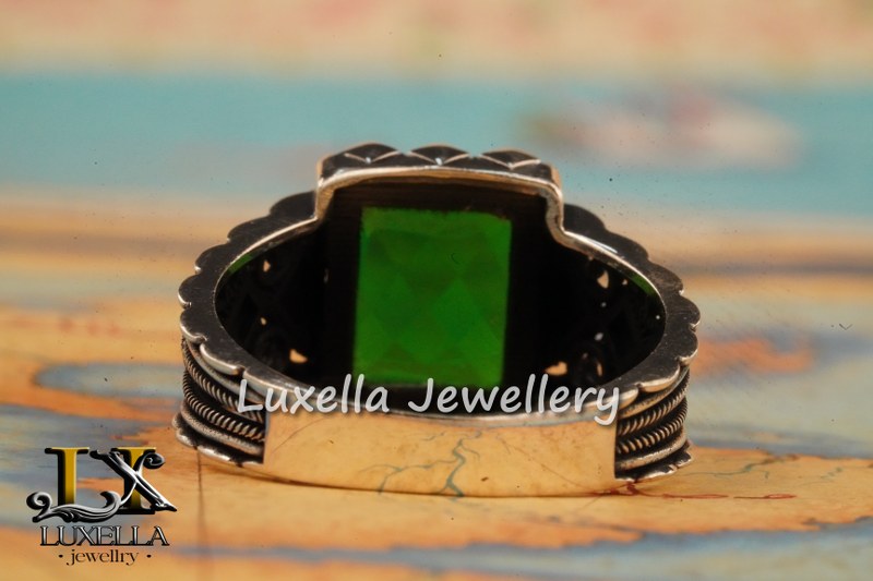 Sterling Silver Emerald Men's Ring - Unique Handcrafted Ring for Men